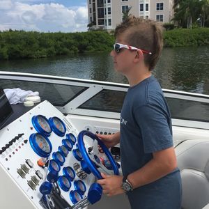 Meet your Posher, Tyler